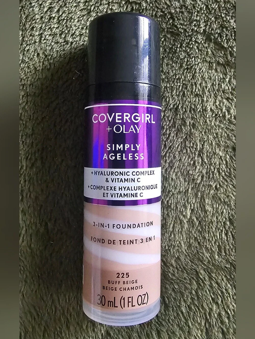 Covergirl + OLAY Simply Ageless 3-in-1 Liquid Foundation